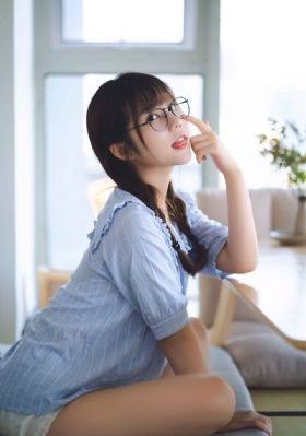 美女嘿咻网_4K高清在线