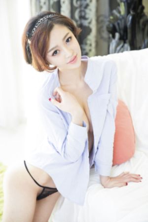 被骗穿上sm乳胶拘束衣视频_老版国语字幕